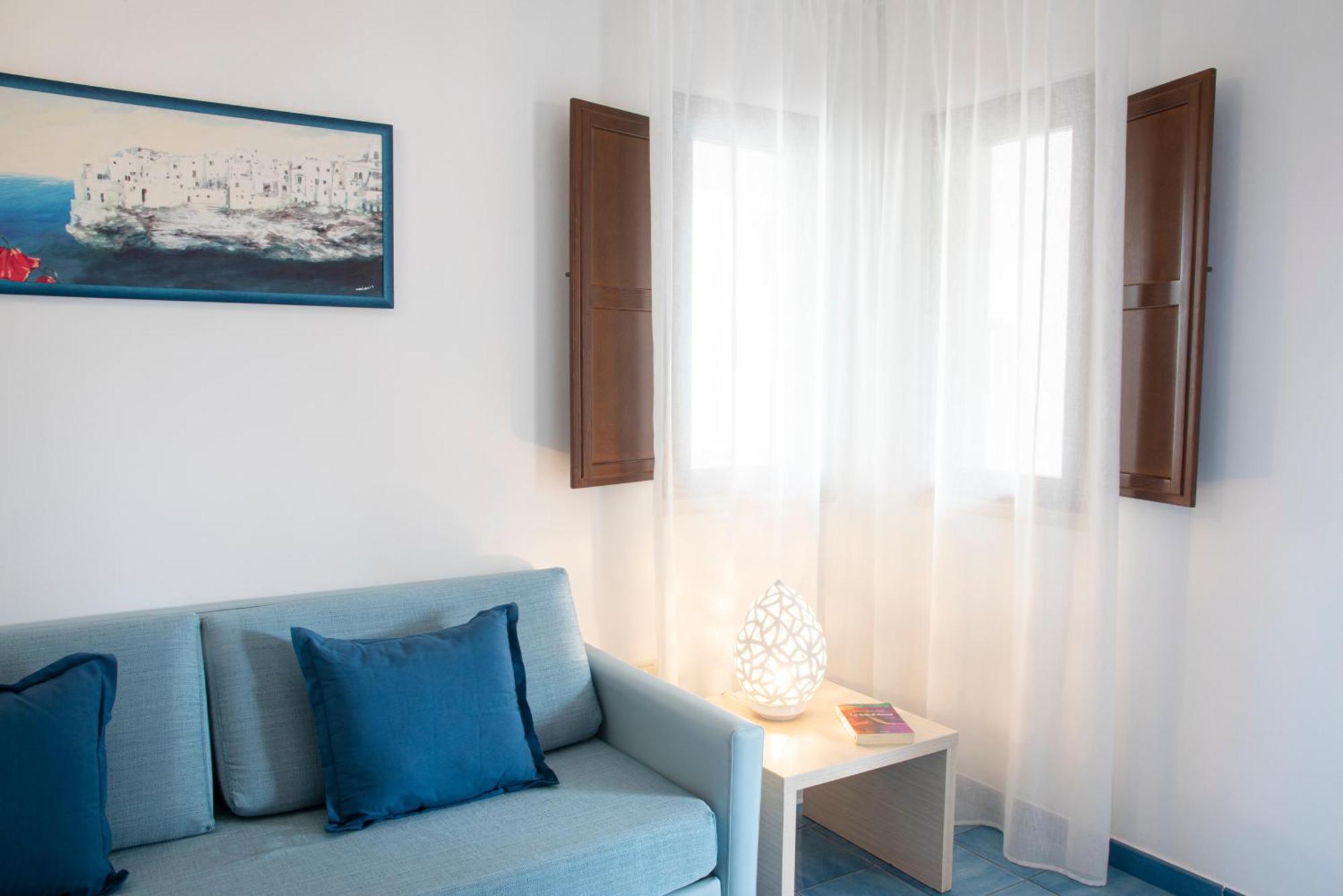 Pietrablu Resort & Spa - Cdshotels Полиняно а Маре Екстериор снимка