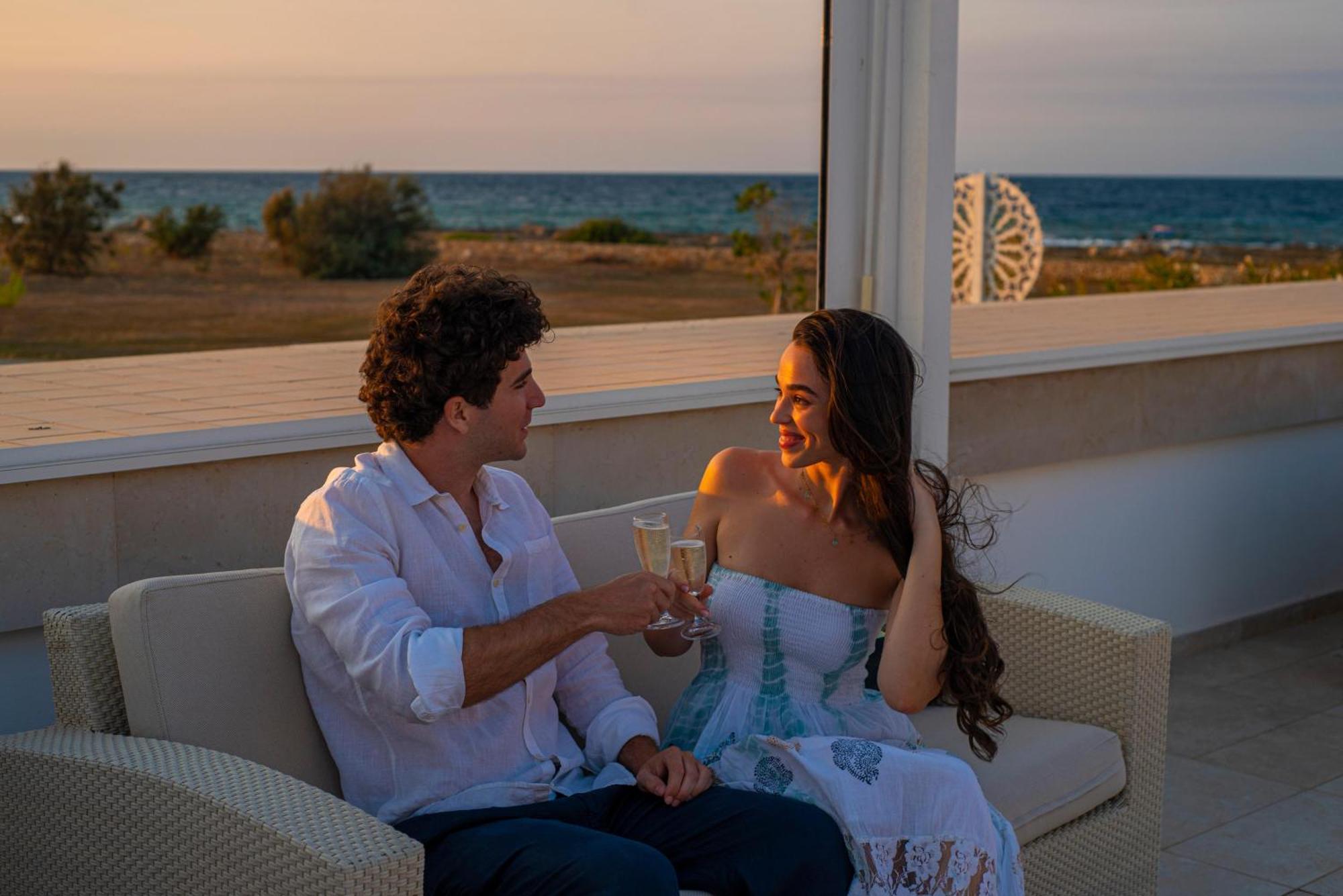 Pietrablu Resort & Spa - Cdshotels Полиняно а Маре Екстериор снимка