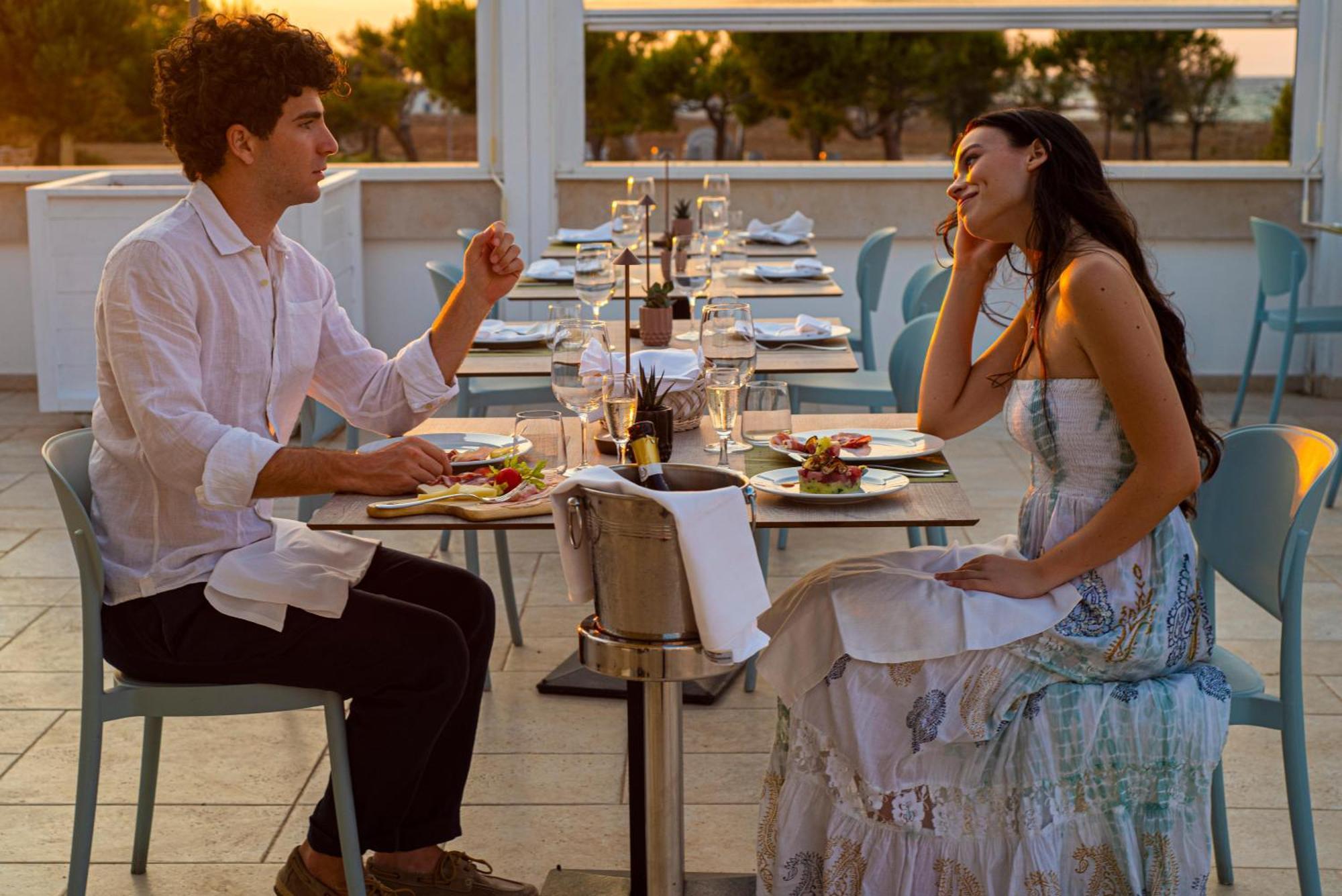 Pietrablu Resort & Spa - Cdshotels Полиняно а Маре Екстериор снимка