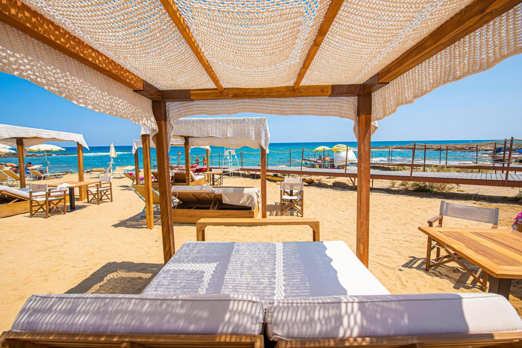 Pietrablu Resort & Spa - Cdshotels Полиняно а Маре Екстериор снимка